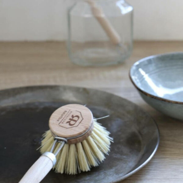 Cepillo para vajilla de madera con fibras duras REDECKER vegano - limpia sartenes